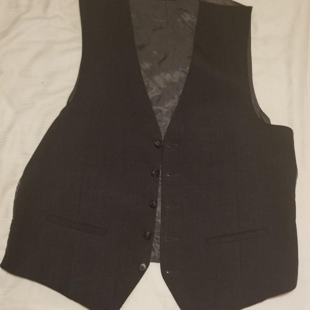 Claiborne vest